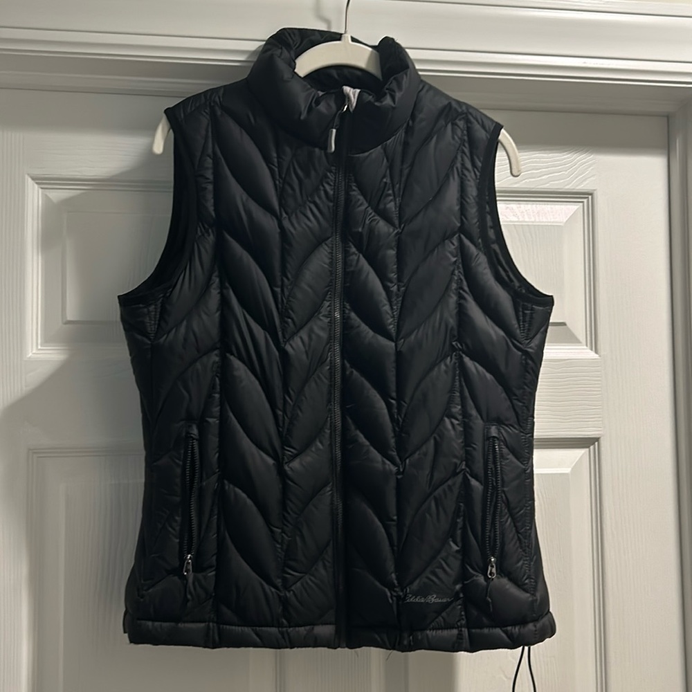 Eddie Bauer light puffy vest